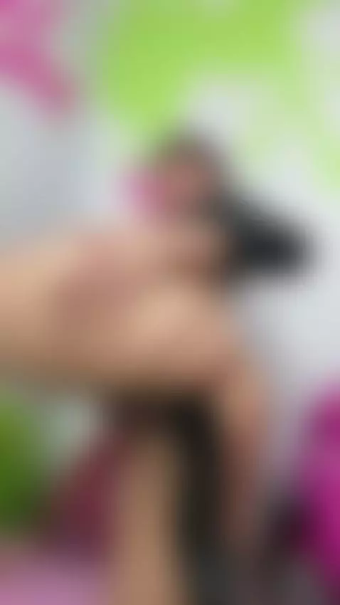 i love my plug anal 😈🍑 by safiro-agata