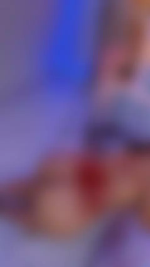 hello
online now by imvanessahope