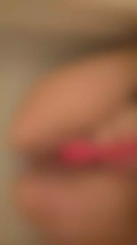 lipsthatgrip, collegesluts, gonewild by livvyxxfiestykitty