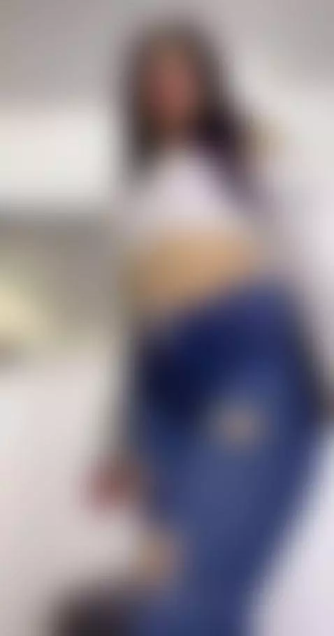 Between denim and desire 😍😈 by eliie-ruizz