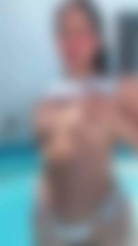 Will you take a bath with me?🥵 by eliie-ruizz