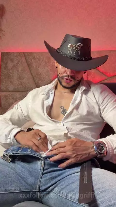 Take off my Jean!🤠👖 by dickgriffit