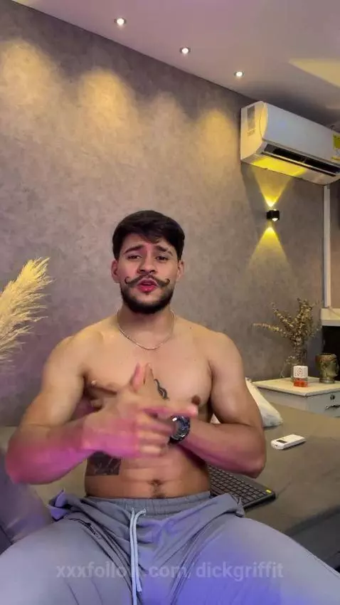 Hello, have you already been to my broadcasts, my loves? 😘😘 by dickgriffit