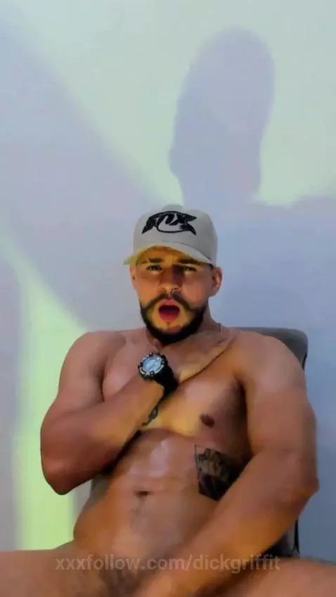 Ugh you already have me full of sweat and with a completely ... by dickgriffit