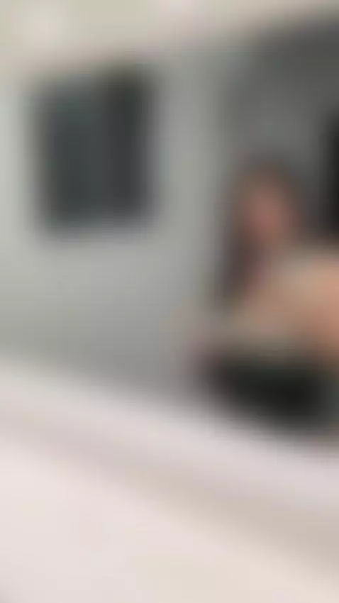 Hold on, I'll just touch up my make-up 🔥 by mara-torres1