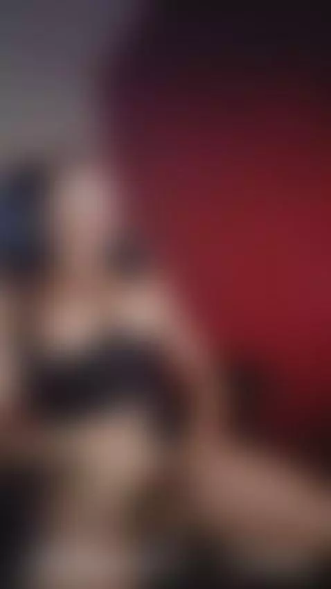 estoy que devoro lo que me baje esta arrecherr by laurensgoddes