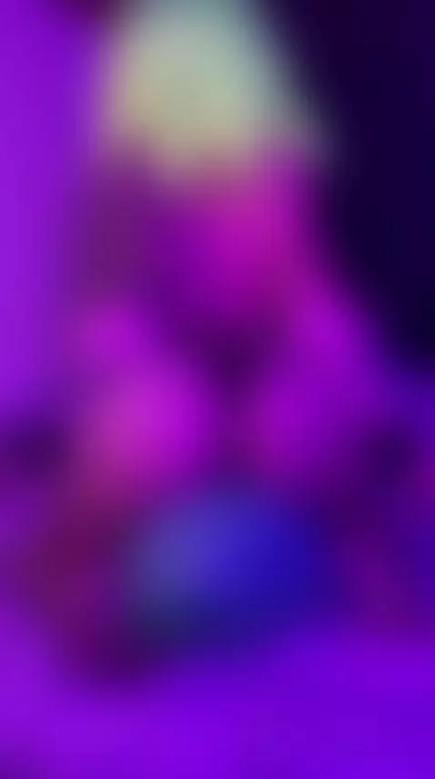 sexy clown 🤡🎈 by mollycrystalll