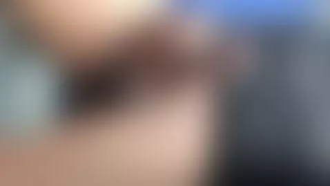 masturbándome en el bus público ! y si estas a mi lado para ... by jontarojohn