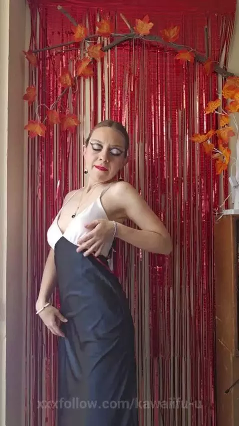 A little flash of lace. What else would you like to see? 😏💖 by kawaiifu-u