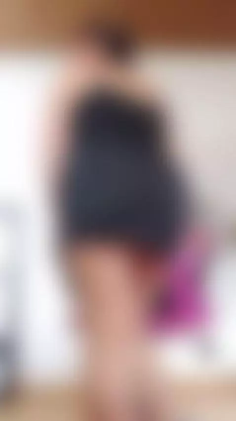 Today the goddess dresses in elegance, do you dare to undres... by d-martii