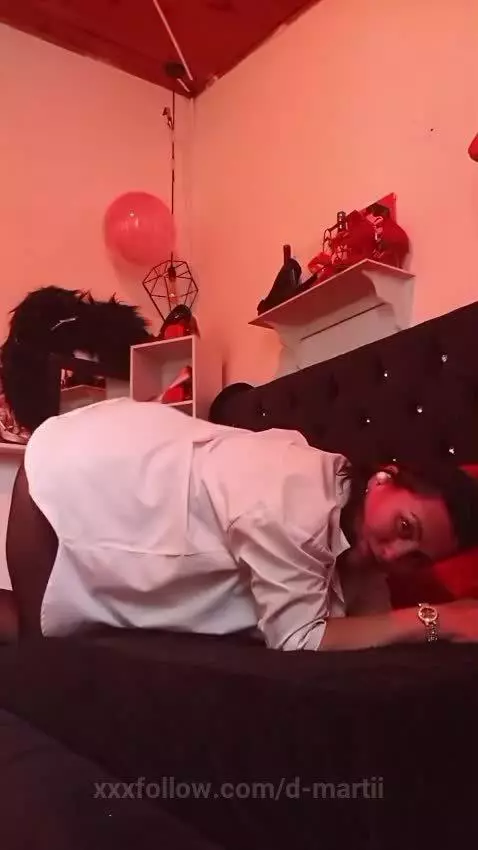 Do you dare to see what I hide under my clothes? 💋 by d-martii