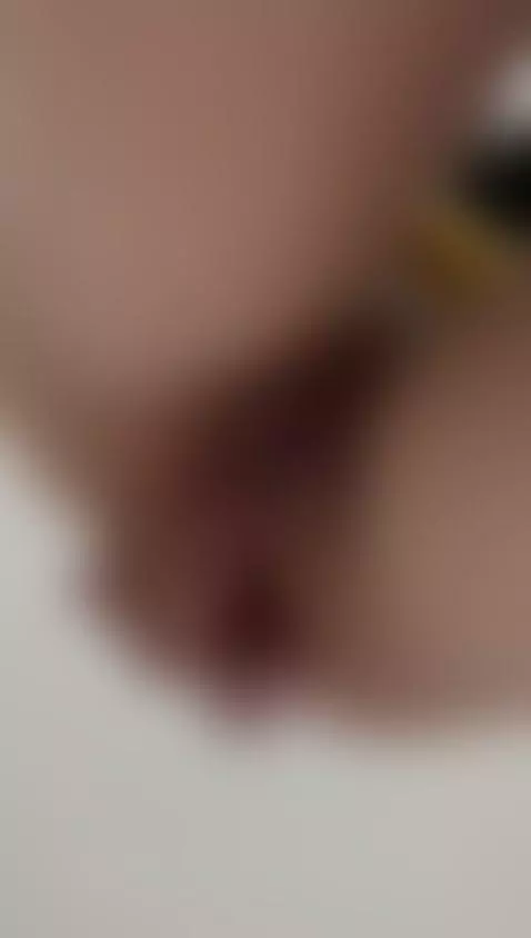 You want to see how my pussy gets wet, it's very big and I w... by cristal-cornner