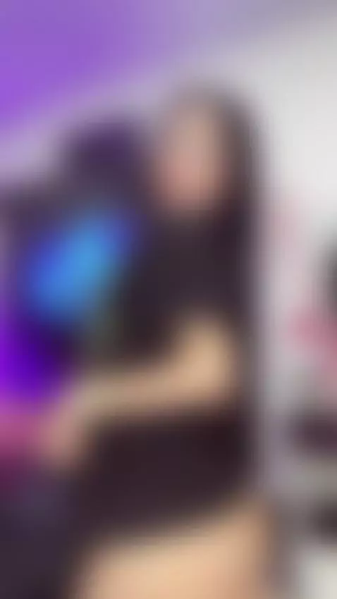 https://es.chaturbate.com/cristalcornner_/ by cristal-cornner