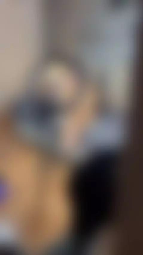 My monitor likes to spy on me while I fuck🥵🍑 by alaiarogerss