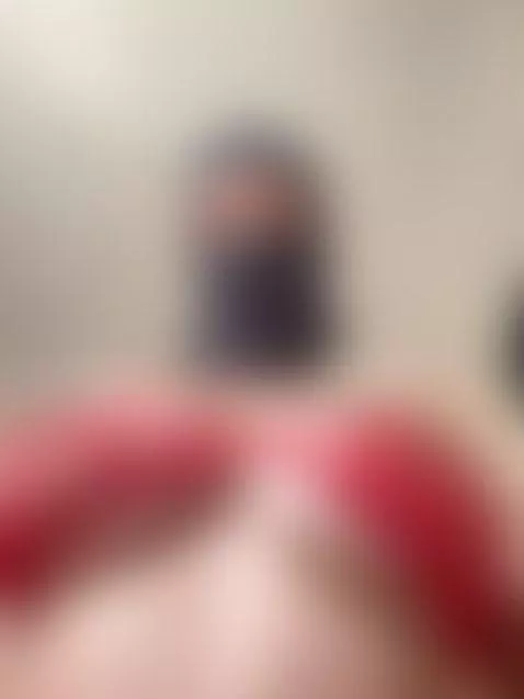 Perfectly round, perfectly tempting. by jasmineof