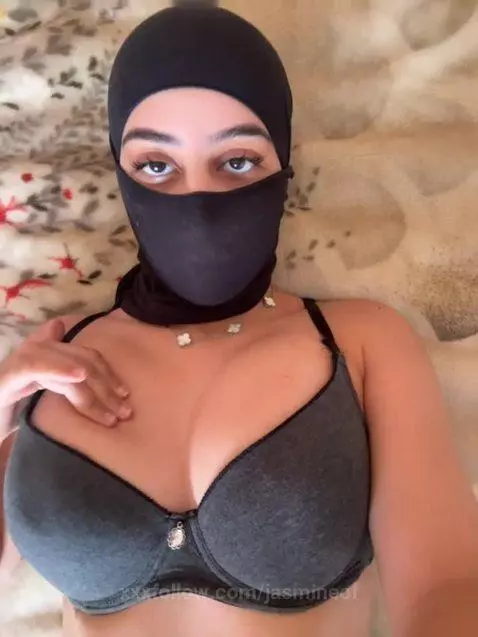 Perfect pillows for your face 😈 by jasmineof