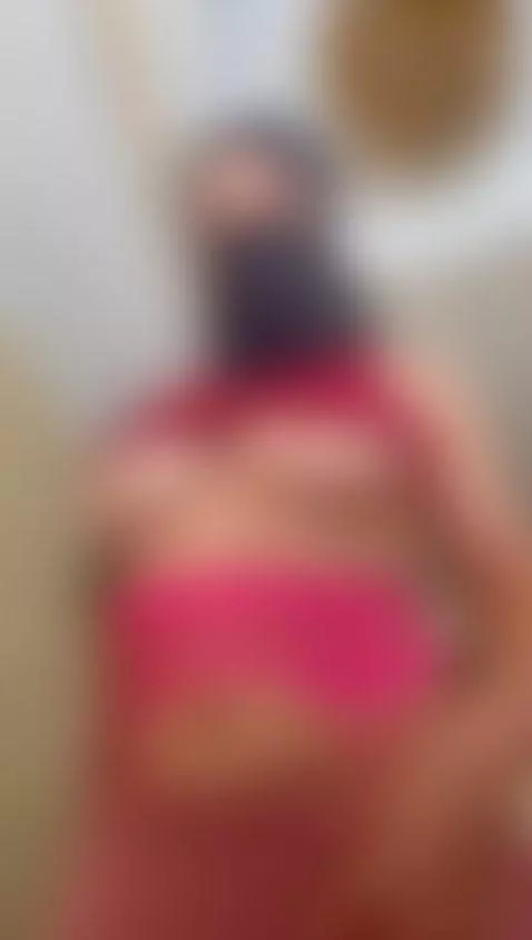 Arab girls like me? We pray 5 times a day and jiggle for you... by jasmineof