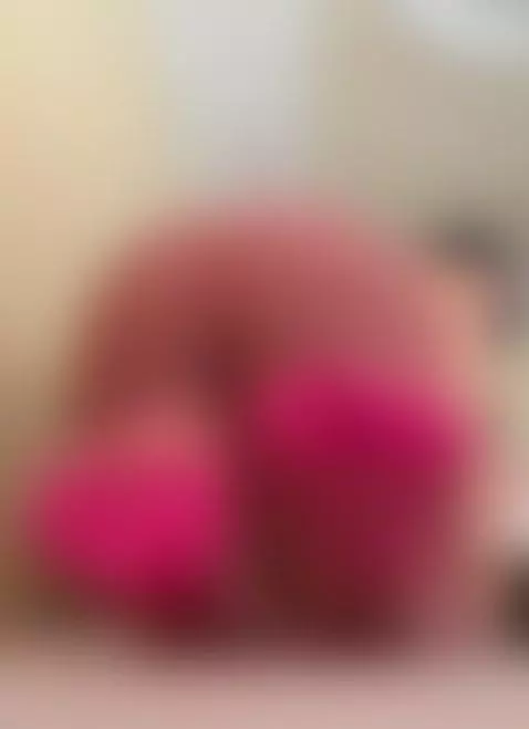 Hijab on, toes out — these Muslim feet are your quiet obsess... by jasmineof