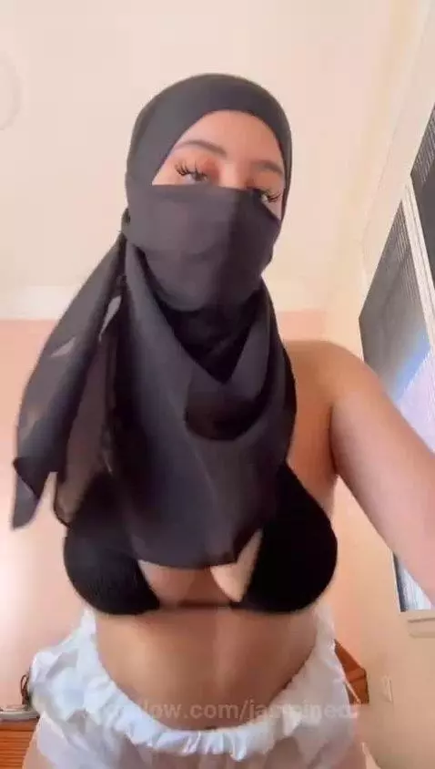 Halal girl, haram titties 😈 by jasmineof