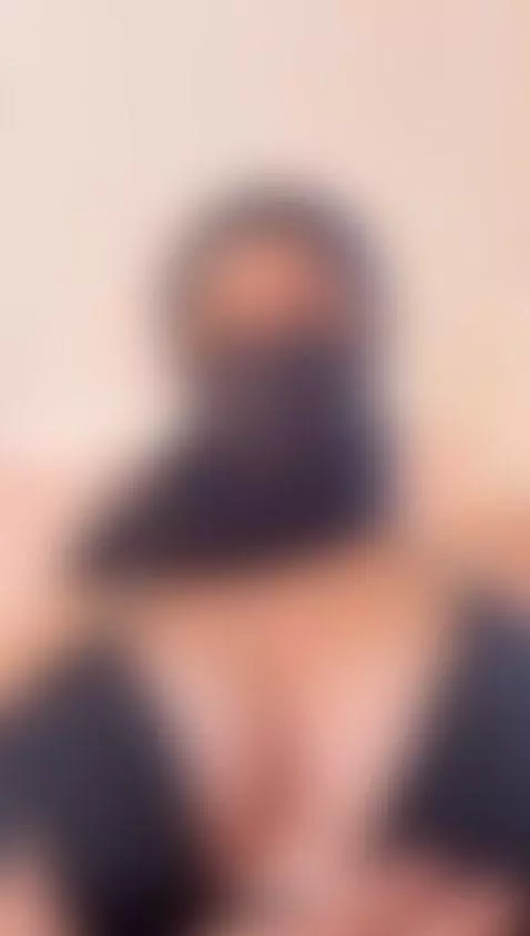 Arab girl with natural tits 💦 by jasmineof