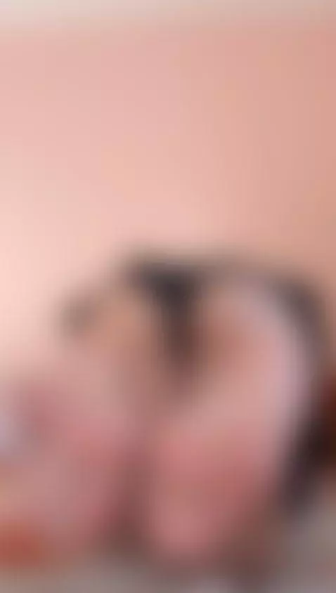 admit it… you’d worship these feet by jasmineof