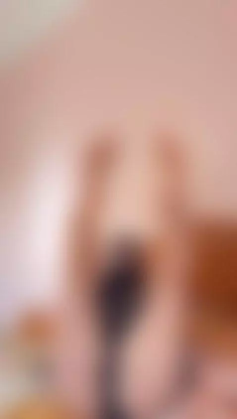 feet made for teasing, not walking by jasmineof