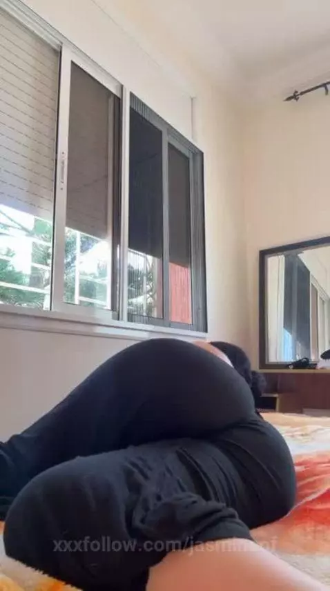 you like arab curves, huh? 😘 by jasmineof