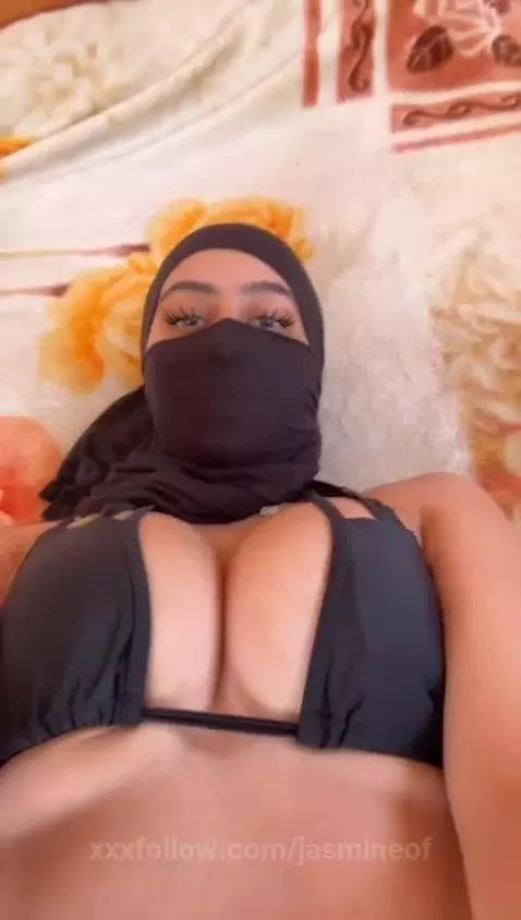 tits too good to stay covered 😇 by jasmineof