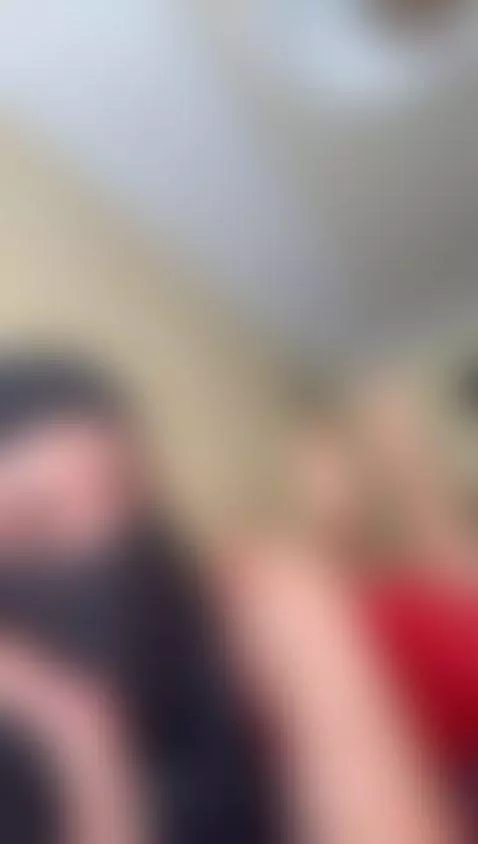 Feet first, questions later. by jasmineof