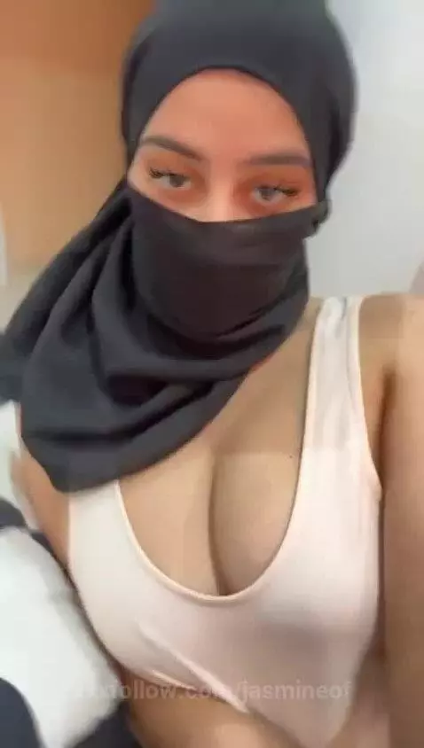 Modesty up top, but these hijabi boobs are anything but shy ... by jasmineof
