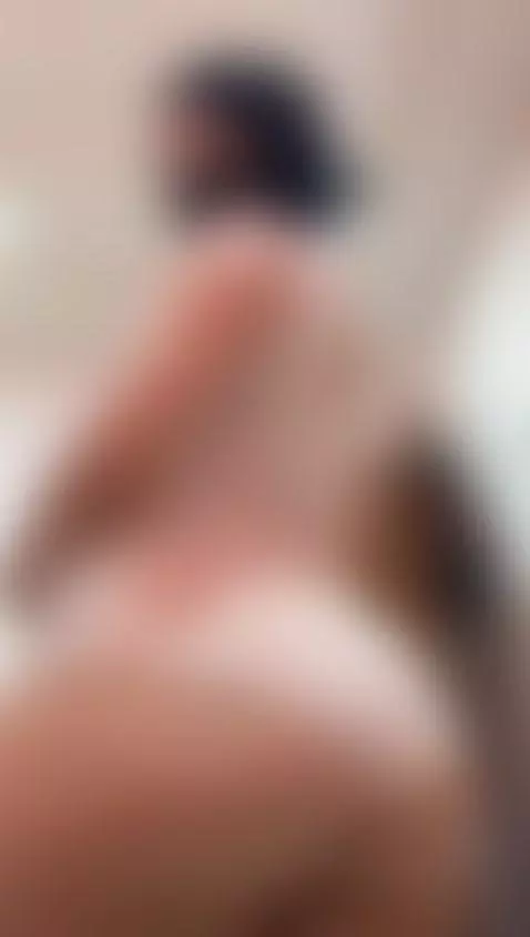 The way this Arab ass moves should be illegal 🔥 by jasmineof