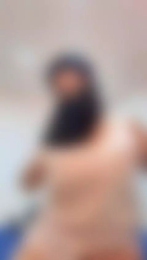 Hijab above, heavy Arab boobs below… balance 😏 by jasmineof