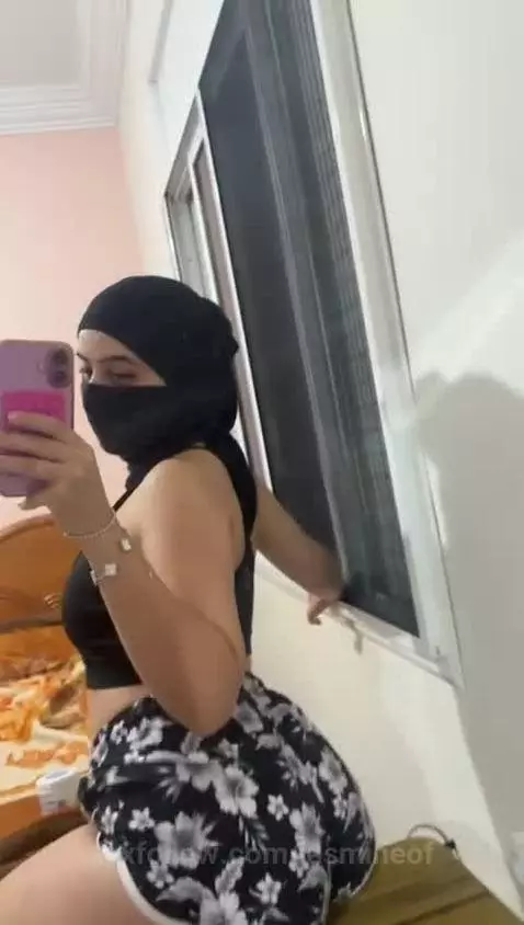 thick thighs, fat ass, big temptations 🔥 by jasmineof