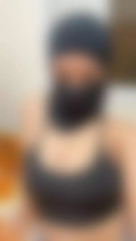 you wanna touch, don’t you? 🍒 by jasmineof