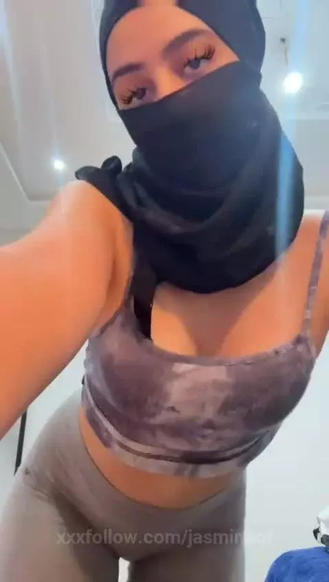 Would you cum faster if I squeezed my tits tighter? by jasmineof