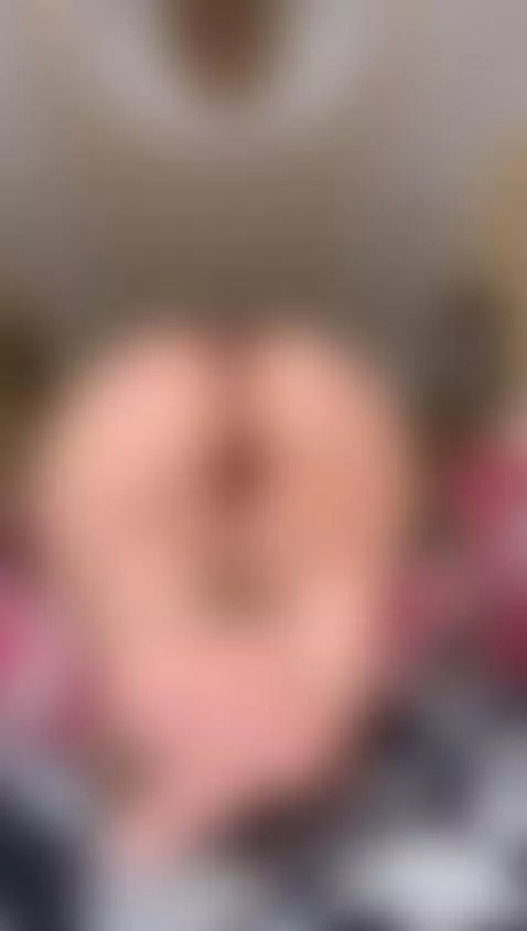 Perfect toes, zero mercy 😽 by jasmineof