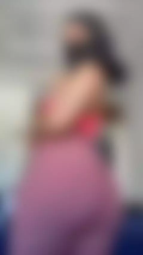 I wear hijab so you focus on my ass by jasmineof