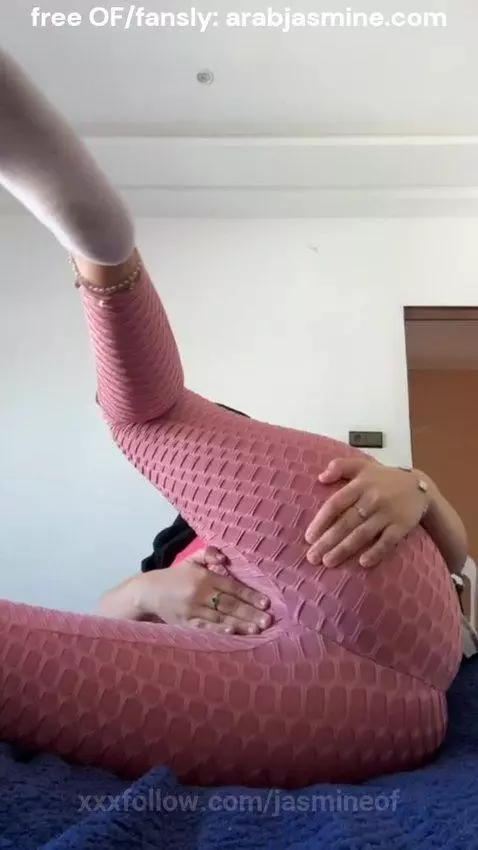 wet, needy, and all alone 😔 by jasmineof