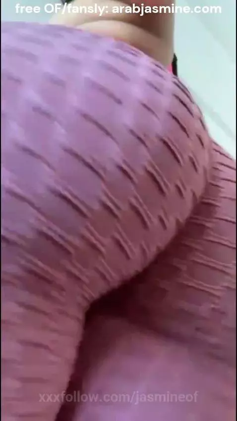 This booty’s been blessed — and it shows by jasmineof