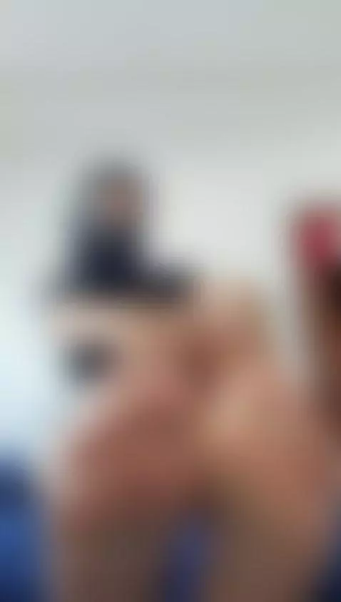 Can you handle these feet? by jasmineof