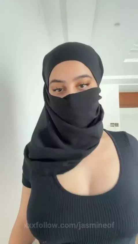 These boobs don’t lie. by jasmineof