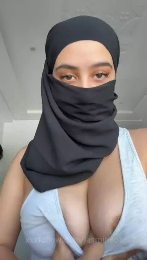 Can you handle these boobs? 😉 by jasmineof