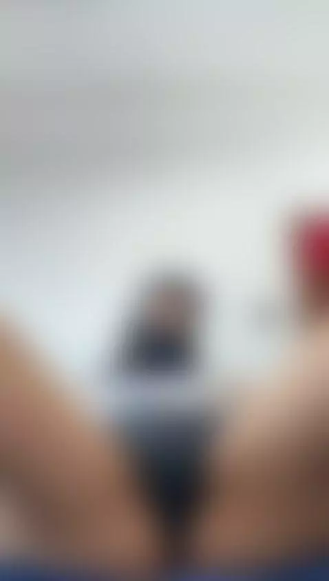 Letting my hands do the talking with some masturbation magic... by jasmineof