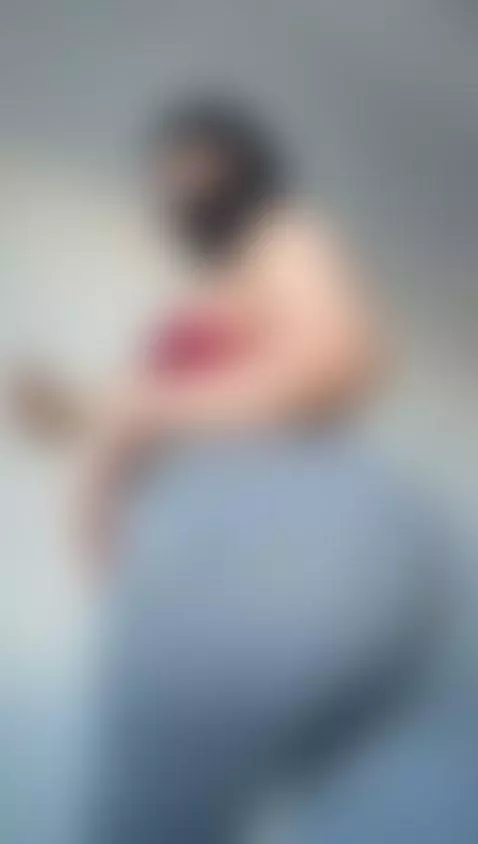 Sit on your face? Baby, I’d ruin your whole posture by jasmineof