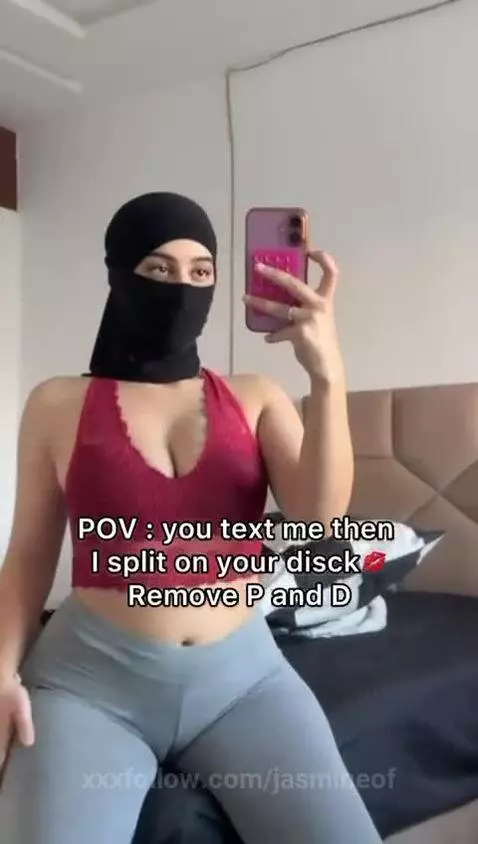 Bow down or get bounced, your choice 😈 by jasmineof