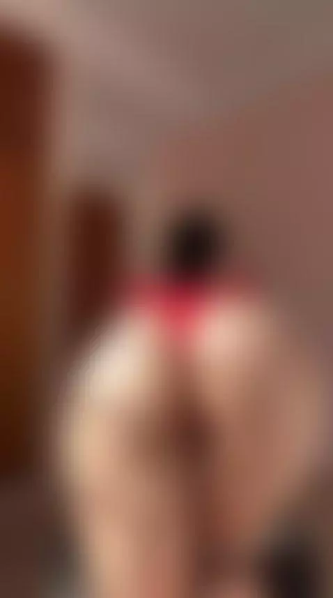 Born to shake that booty. by jasmineof