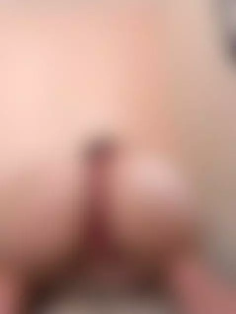 Ass so thick it has its own weather system by jasmineof