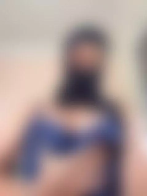 Covered, but the bounce still betrays me. by jasmineof