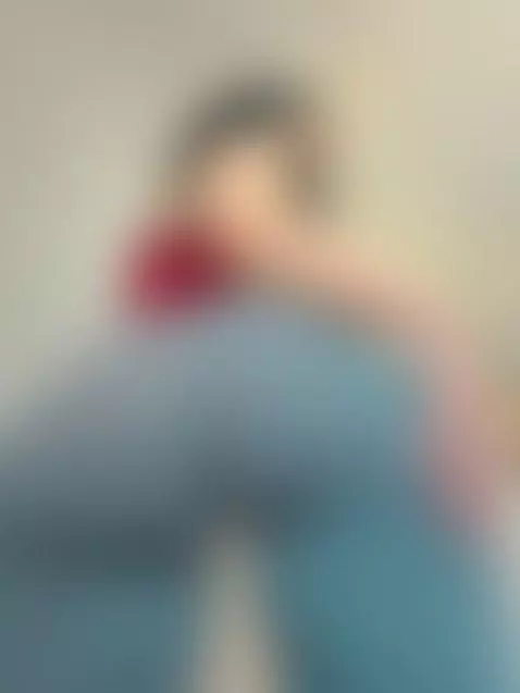 Thick where it counts, criminal where it bounces. by jasmineof