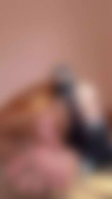 Toes painted red, ready to paint your fantasies. by jasmineof